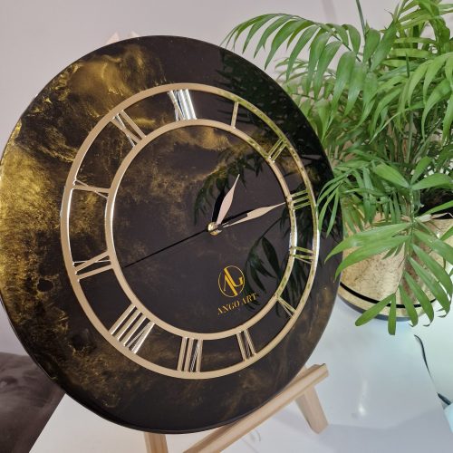 zegar z żywicy epoksydowej